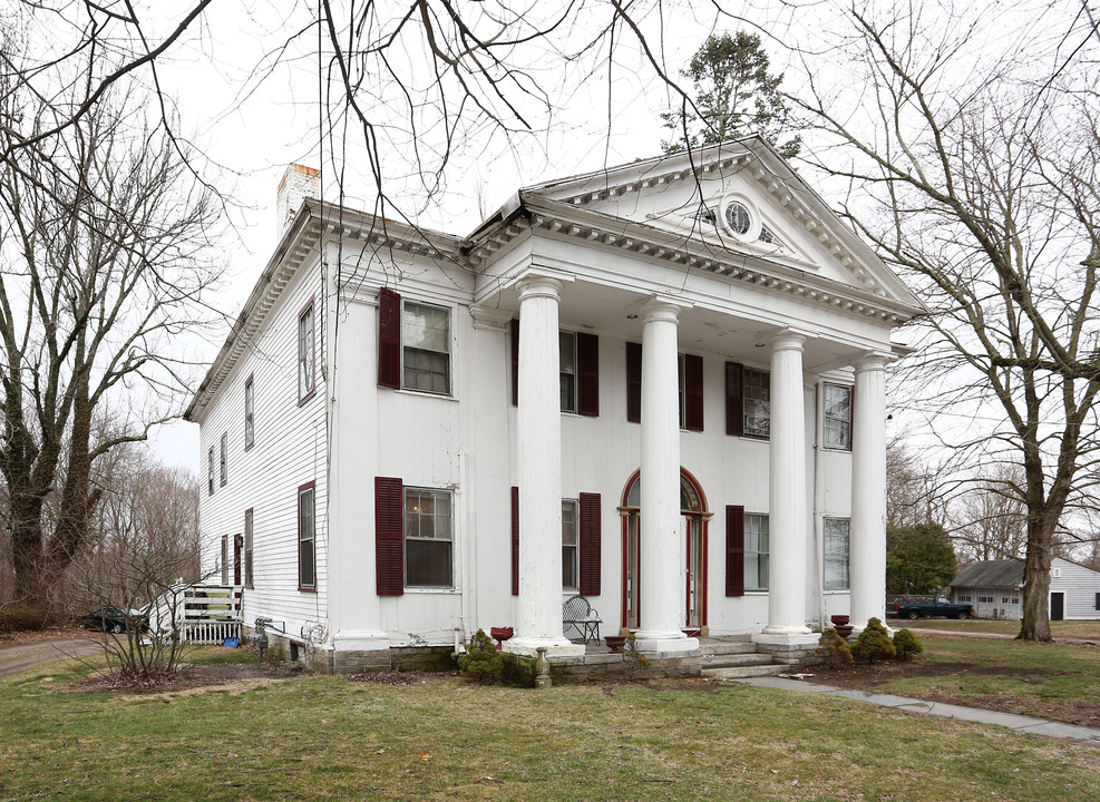 167 Broadway in Norwich, CT - Building Photo