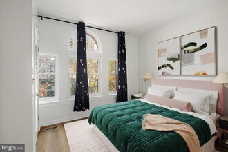 317 S 18th St in Philadelphia, PA - Building Photo - Building Photo