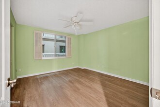 3 Oceans W Blvd, Unit 4C4 in Daytona Beach, FL - Building Photo - Building Photo