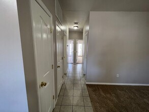 1119 Ratone St in Manhattan, KS - Building Photo - Building Photo