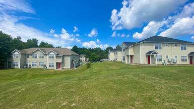 West Club Apartments in Macon, GA - Building Photo - Building Photo