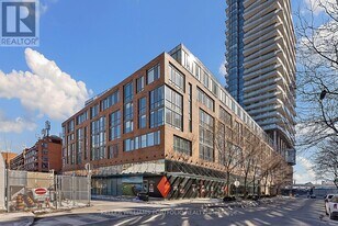 3 Market St. in Toronto, ON - Building Photo