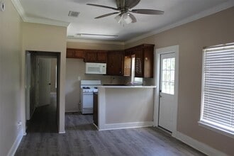 23923 S Wildwood Dr in Porter, TX - Building Photo - Building Photo