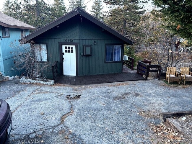 33362 Carlock Dr in Running Springs, CA - Building Photo - Building Photo