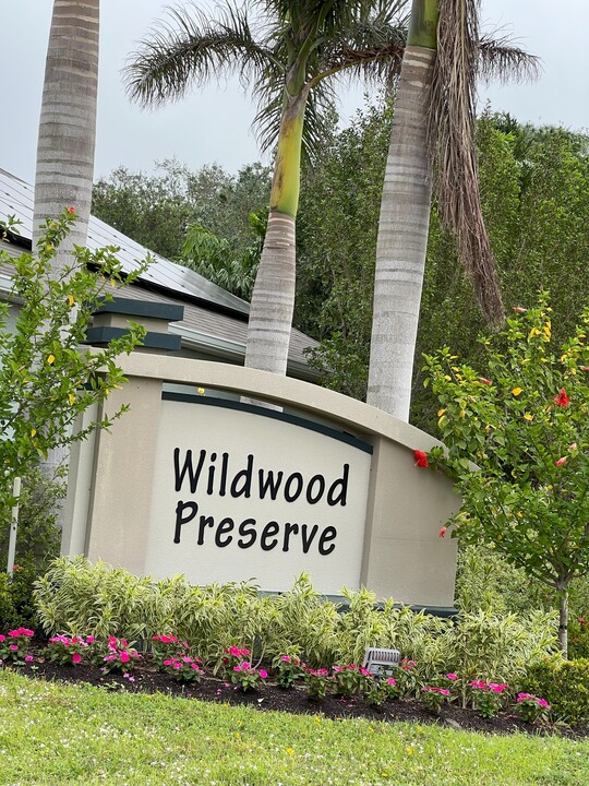 26918 Wildwood Pines Ln in Bonita Springs, FL - Foto de edificio