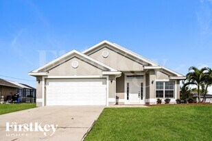 2716 NW 3rd Ave in Cape Coral, FL - Building Photo