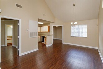 620 Glenwood Ct in Altamonte Springs, FL - Building Photo - Building Photo
