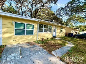 1280 Bertland Way in Clearwater, FL - Building Photo - Building Photo