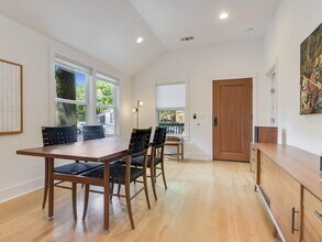 1313 Garden St in Austin, TX - Building Photo - Building Photo