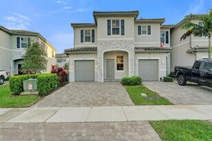 11920 NW 47th Manor in Coral Springs, FL - Building Photo