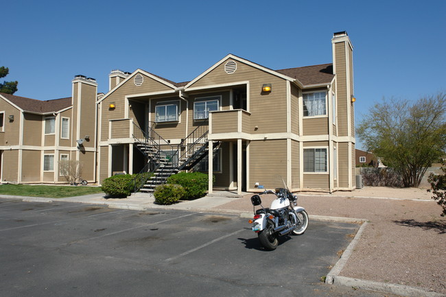 Village At Karen in Las Vegas, NV - Building Photo - Building Photo