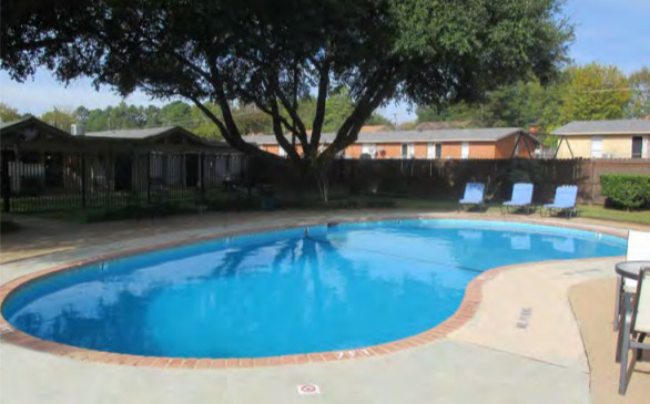 Townhouse South Apartments in Longview, TX - Building Photo