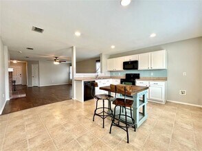 3000 Groveland Terrace in Denton, TX - Building Photo - Building Photo