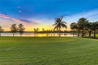 17921 Bonita National Blvd in Bonita Springs, FL - Foto de edificio - Building Photo