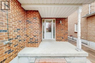 104 Pentland Crescent in Vaughan, ON - Building Photo - Building Photo