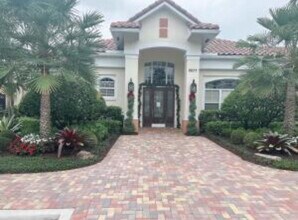 9873 Baywinds Blvd in Royal Palm Beach, FL - Building Photo - Building Photo