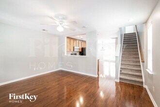 429 Verbena Ave in Summerville, SC - Building Photo - Building Photo