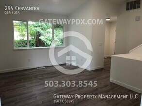 294 Cervantes in Lake Oswego, OR - Building Photo - Building Photo