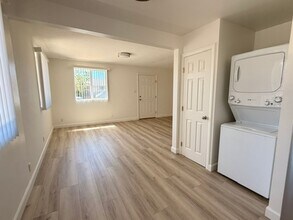 2427-2427 Gatling Ct in San Diego, CA - Building Photo - Building Photo