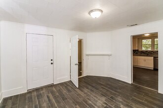 360 5th St in Cedartown, GA - Foto de edificio - Building Photo