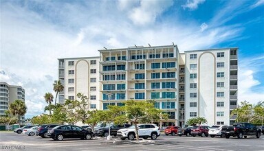 1 Bluebill Ave in Ochopee, FL - Building Photo - Building Photo