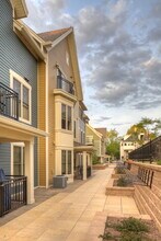 City Row in Madison, WI - Foto de edificio - Building Photo