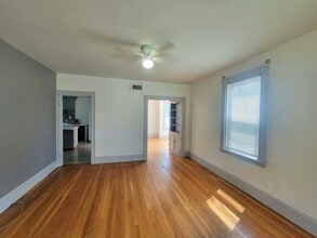 238 Lenox St in Norwood, MA - Building Photo - Building Photo