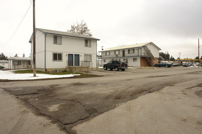 St Vincent de Paul Housing in Post Falls, ID - Foto de edificio - Building Photo