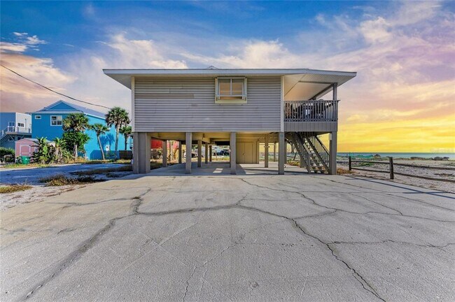 45 Wilhelm Dr in Englewood, FL - Building Photo - Building Photo