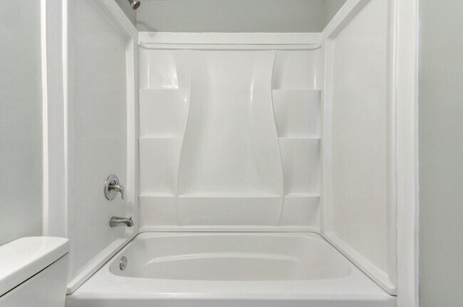 737 E Gwinnett St in Savannah, GA - Building Photo - Building Photo