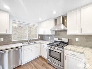 1536 Glenwood Dr in San Diego, CA - Building Photo - Building Photo