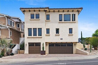 1699 Calle De Los Alamos in San Clemente, CA - Building Photo - Building Photo
