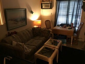 33 Fremont Ave in Seaside Heights, NJ - Foto de edificio - Interior Photo