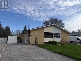 313 Taylor Mills Dr N in Richmond Hill, ON - Building Photo