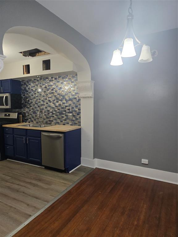 725 Broadway Avenue J in Galveston, TX - Building Photo - Building Photo