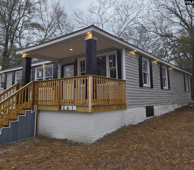 641 Brooks Ave in West Columbia, SC - Building Photo - Building Photo