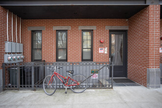 832 Dean St in Brooklyn, NY - Building Photo - Building Photo