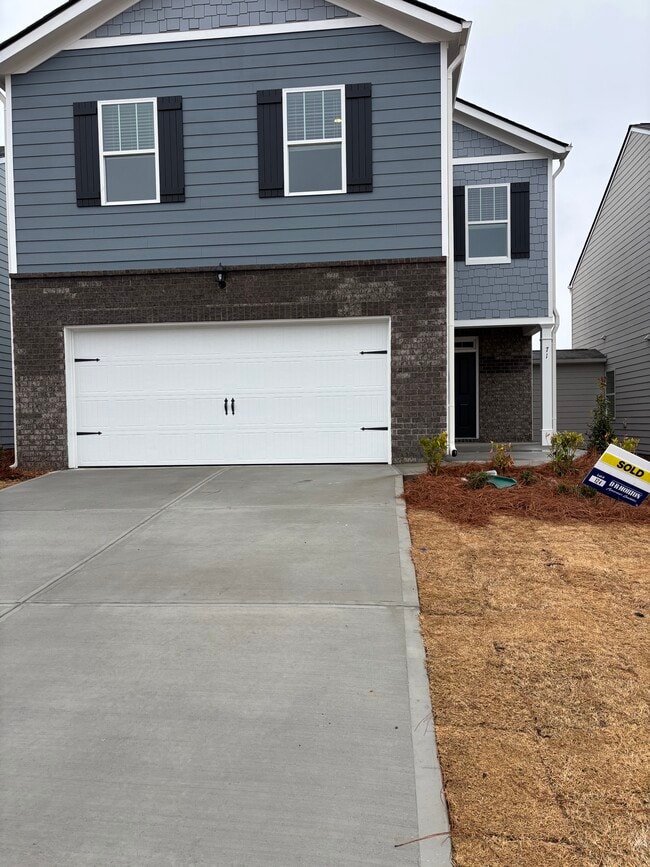 property at 71 Deerberry Dr