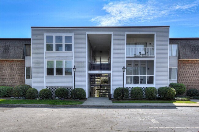 property at 325 Laurens St SW