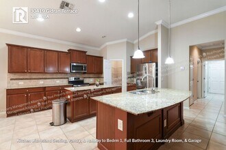 30419 Gidran Terrace in Mount Dora, FL - Building Photo - Building Photo