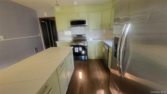 34 Manitou Ave in Poughkeepsie, NY - Building Photo - Building Photo