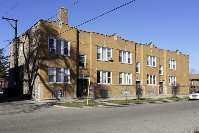 1702-1704 N McVicker Ave in Chicago, IL - Building Photo - Building Photo