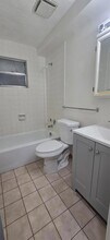 9060 Alan Blvd in Punta Gorda, FL - Foto de edificio - Building Photo