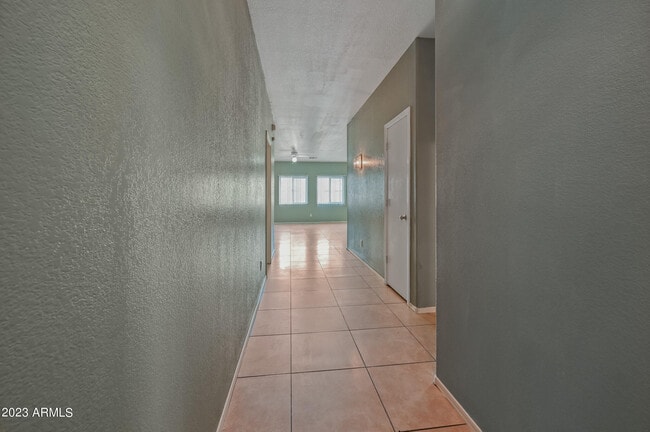 7409 W Solano Dr N in Glendale, AZ - Building Photo - Building Photo