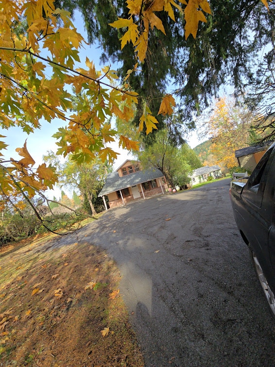 11625 NW Thompson Rd in Portland, OR - Building Photo - Building Photo