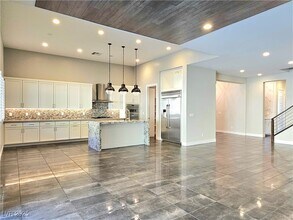 12374 Skyracer Dr in Las Vegas, NV - Building Photo - Building Photo