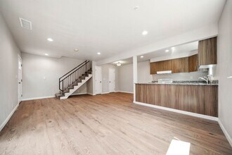 628 Hartnell Ave in Redding, CA - Building Photo - Building Photo