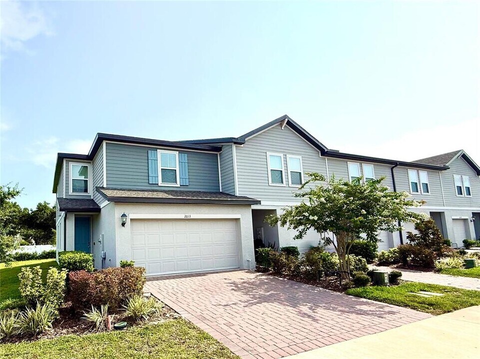 2013 Crape Jasmine Ln in Orlando, FL - Building Photo