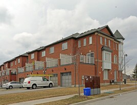 2692-2698 Bur Oak Ave in Markham, ON - Building Photo