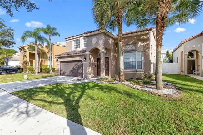 15777 NW 10th St in Pembroke Pines, FL - Building Photo - Building Photo